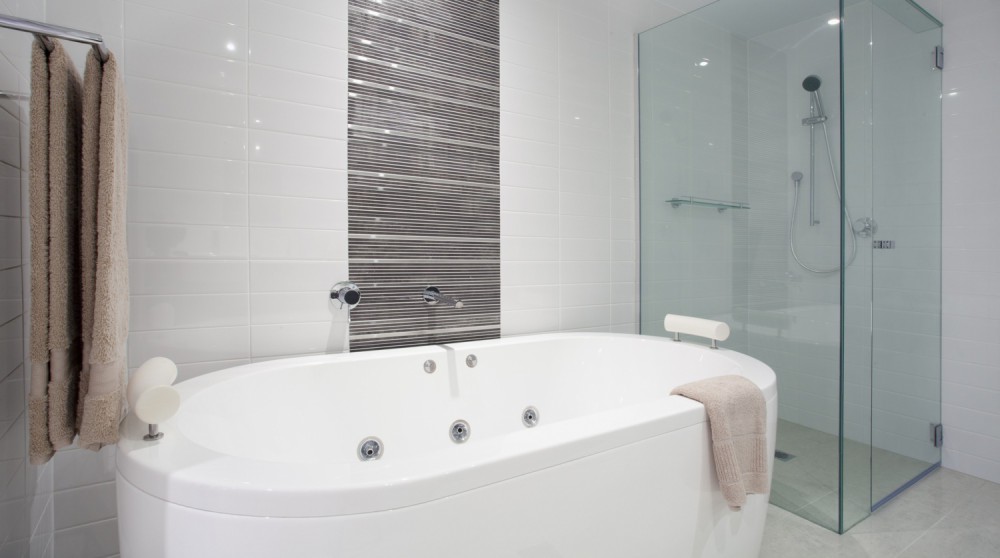 11 conseils pour une salle de bain sans fenêtre